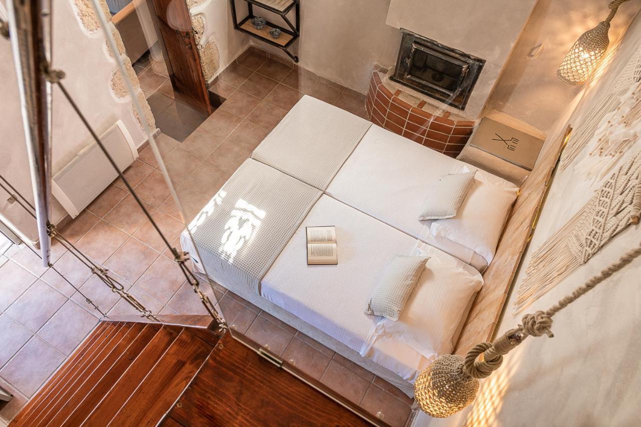 Verekinthos Villas - Pool, Hot Tub, Bbq, Kids Playground, Stunning Mountain Views Yerolákkos Exterior foto